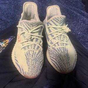 Frozen yellow size 10.5 yeezys